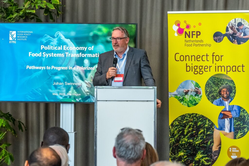 53724373410 04e28f98fb k