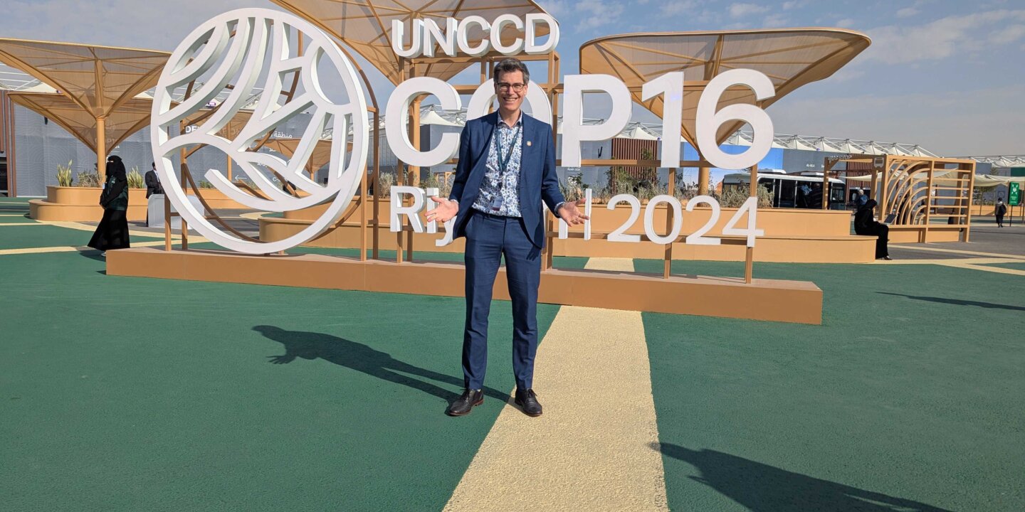 PXL 20241204 062034860