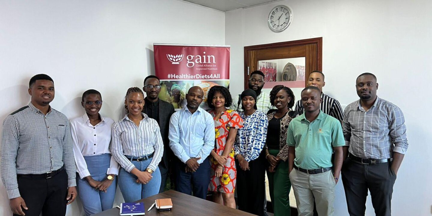 Policy dialogue gain