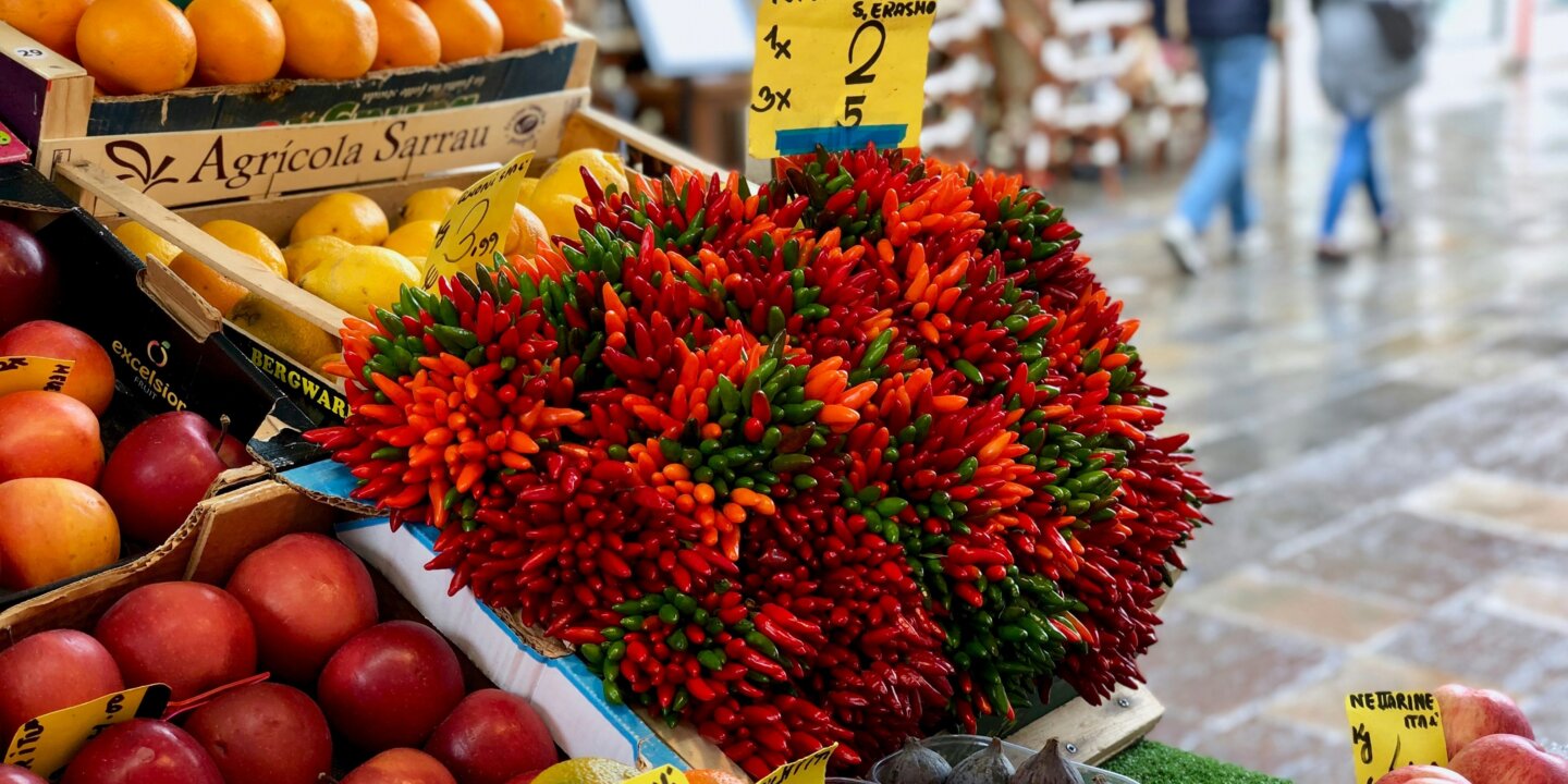 Isaw company w GV Iys O3 OLE unsplash