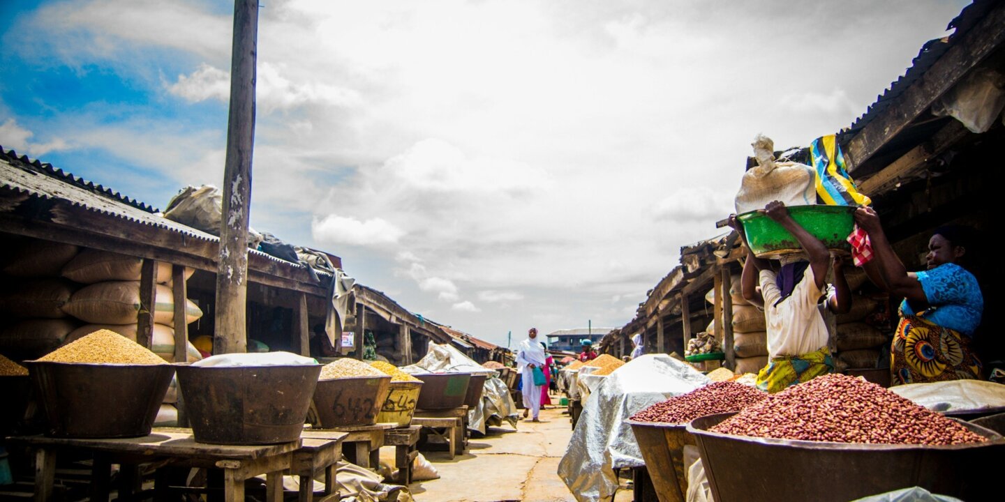 Sheyi owolabi t LZU4kc F058 unsplash 2